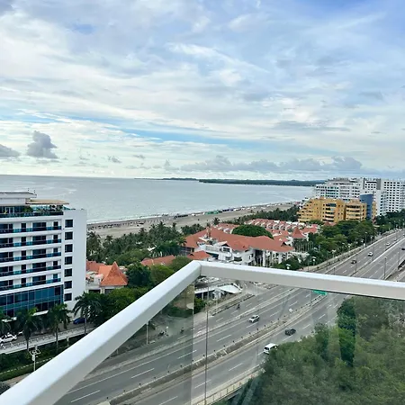 Sunno Ocean View 1104 Phc *